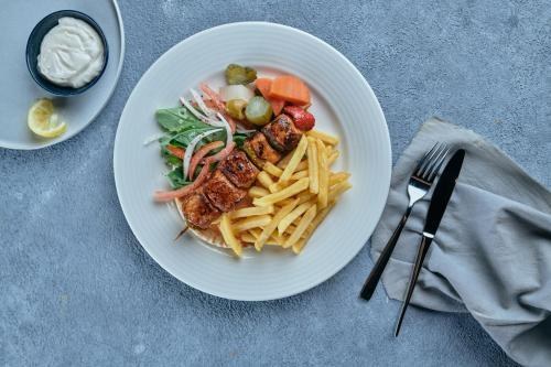 PREMIER INN DUBAI AL JADDAF photo 3