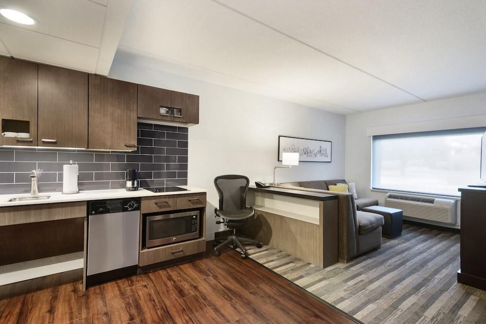 CLT Sky Suite photo 1