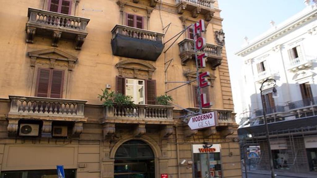 38 Aira Hotels