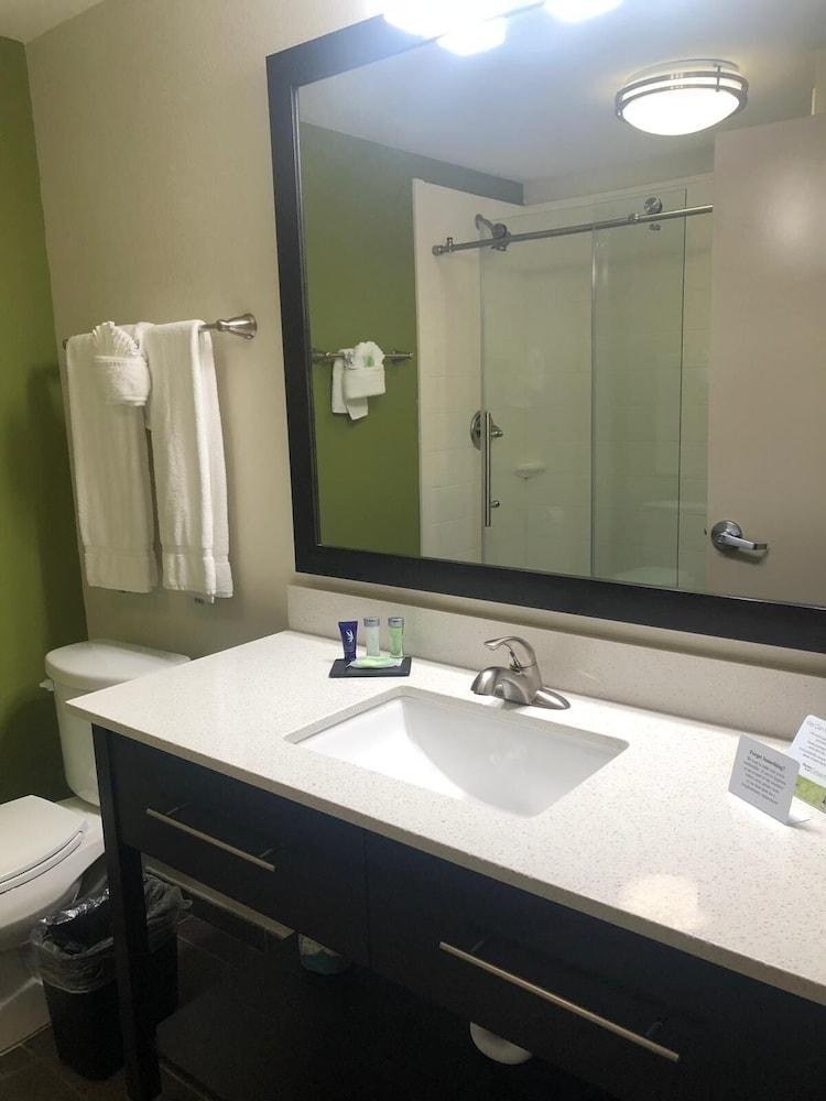 Sleep Inn Dallas Love Field-Medical District photo 3