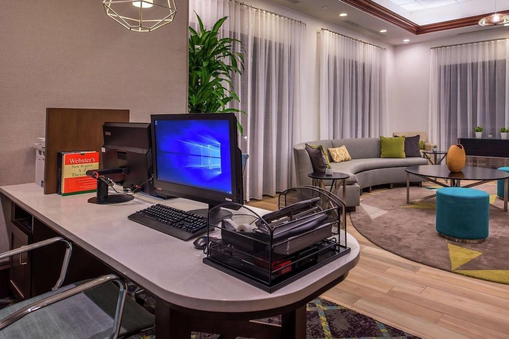 Homewood Suites by Hilton Jacksonville Downtown/Southbank photo 3