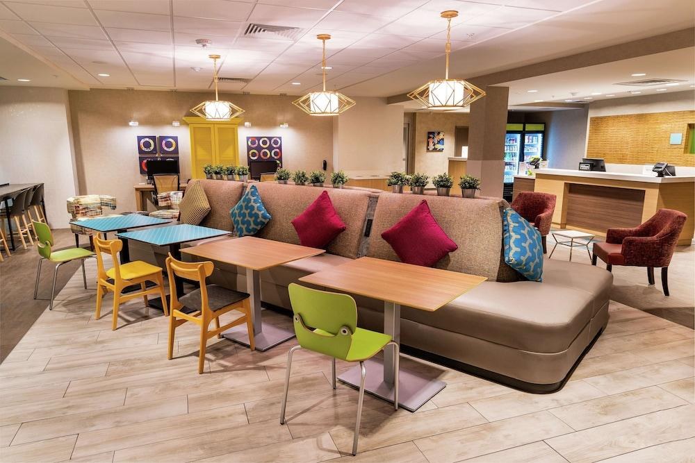 Home2 Suites by Hilton Las Vegas Stadium District photo 2
