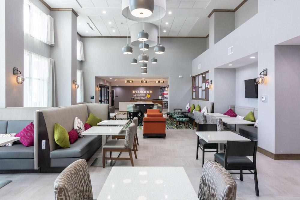 Hampton Inn & Suites Dallas East photo 1