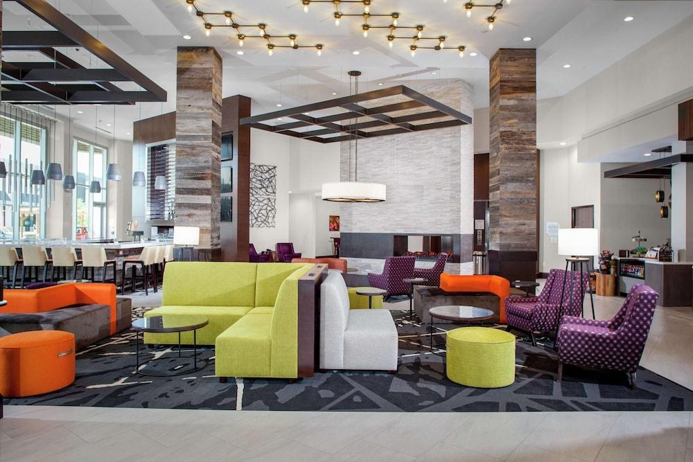 Hilton Garden Inn Charlotte Waverly photo 2