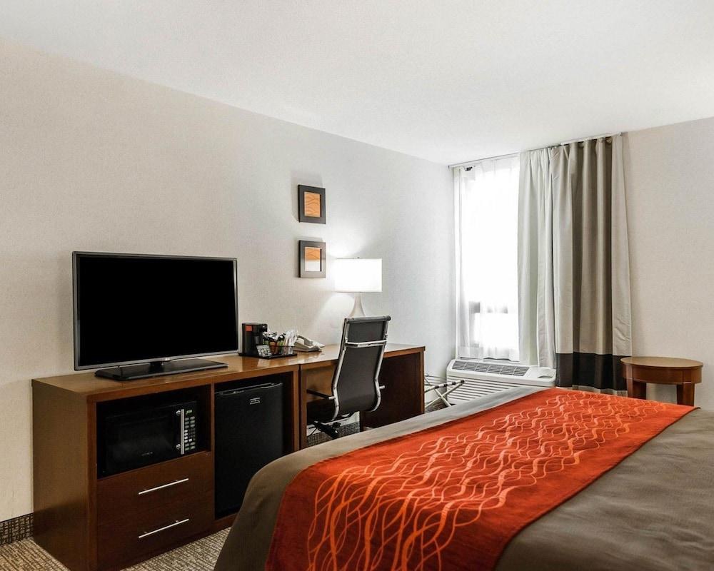 Comfort Inn Denver East photo 1