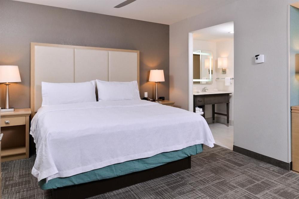 Homewood Suites by Hilton Des Moines Airport photo 2