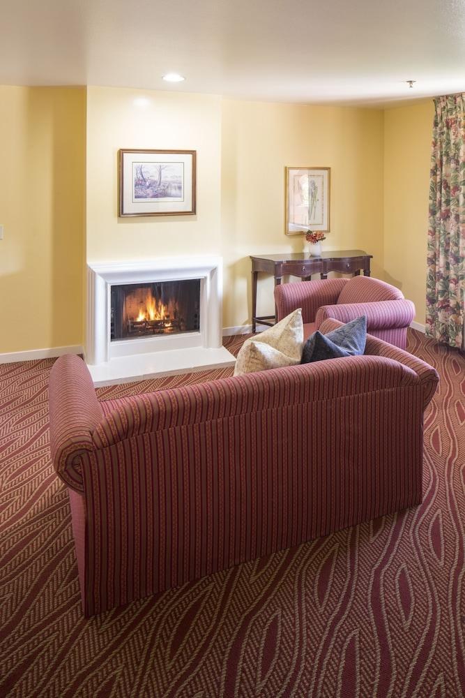 Campbell Inn photo 2