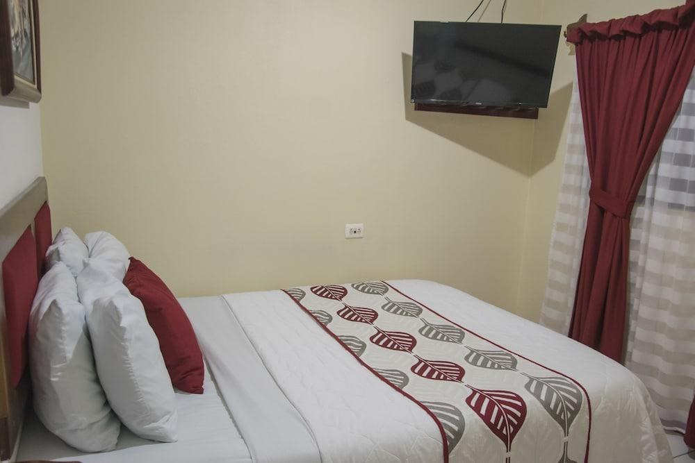 BERLOR AIRPORT INN photo 1