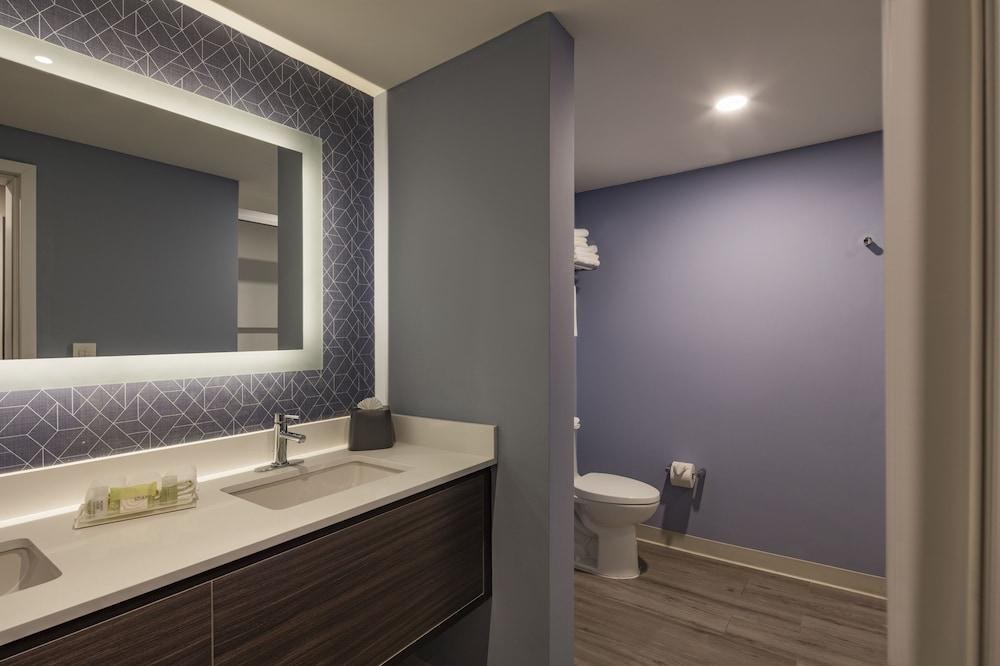 HOLIDAY INN AND SUITES AGUASCALIENTES photo 3