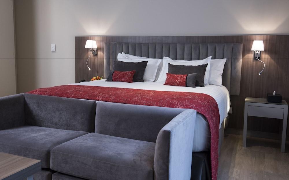 Arc Arenales Studios & Suites photo 2