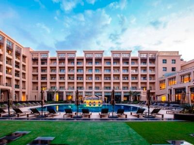 Triumph Luxury Hotel photo 1