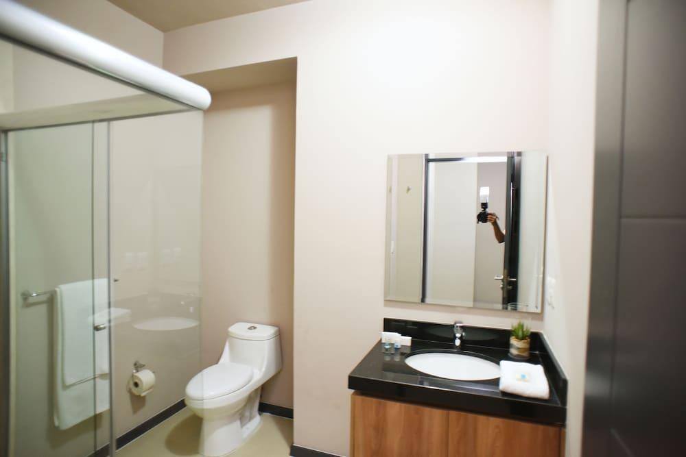 Marina Suites photo 1
