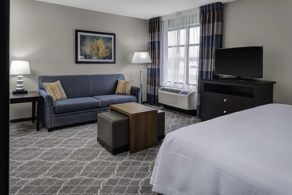 Homewood Suites by Hilton Wauwatosa Milwaukee photo 2