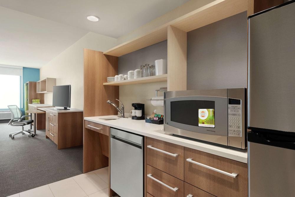 Home2 Suites By Hilton Overland Park photo 2