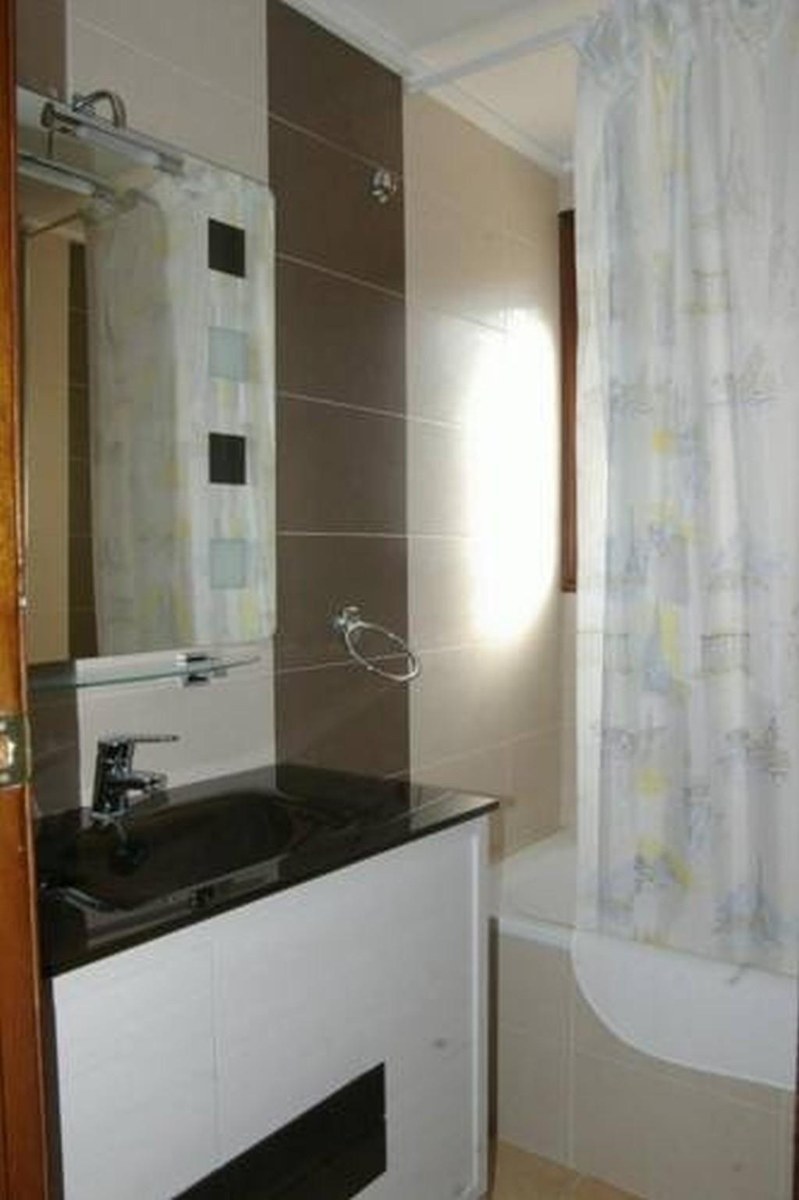 EUROPA CENTER APTS FB