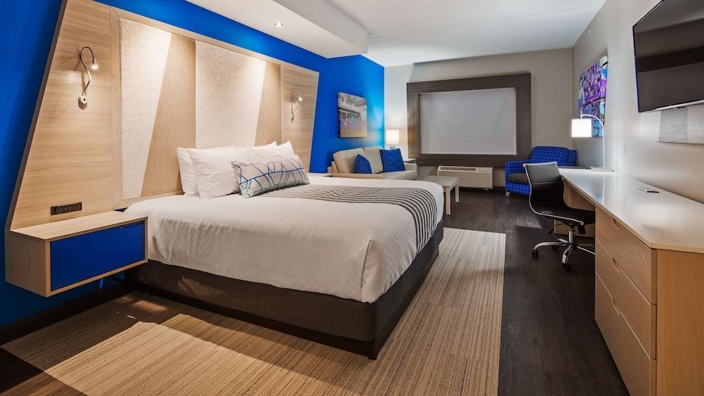 Best Western Premier Winnipeg East photo 2