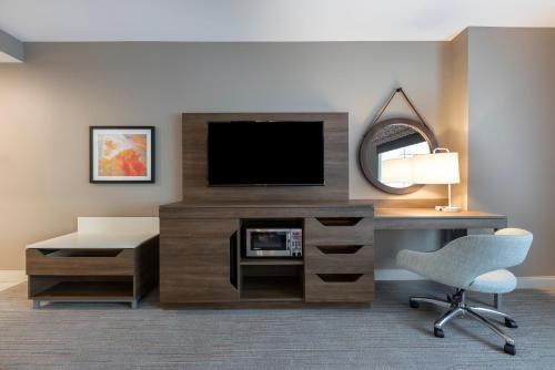 Hampton Inn & Suites Charlottetown photo 1