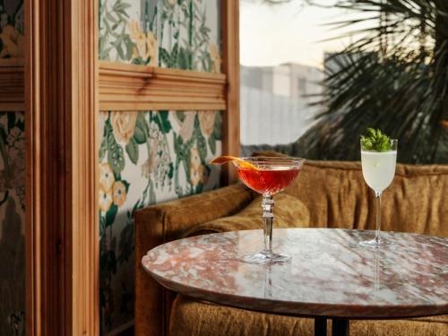 Austin Proper Hotel, a Member of Design Hotels photo 2
