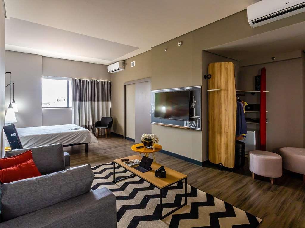 Ibis Palmas Avenida Jk photo 1