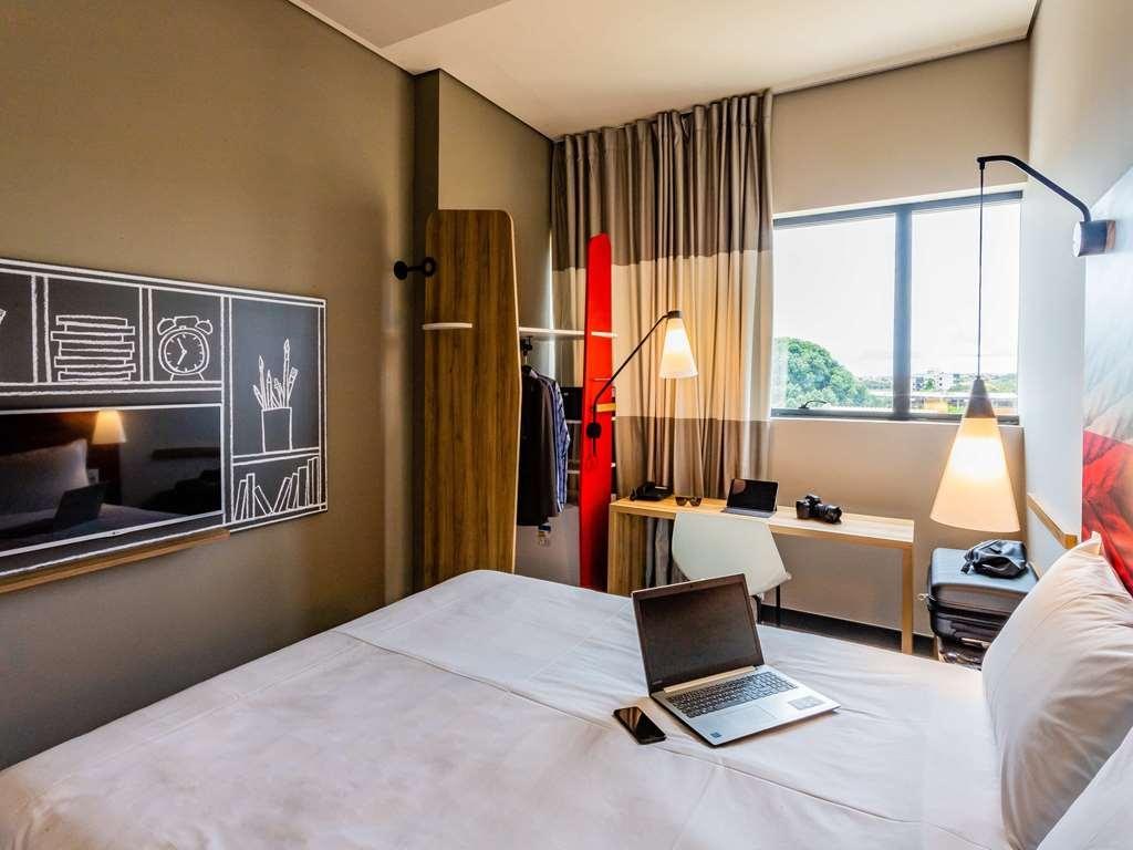 Ibis Palmas Avenida Jk photo 3