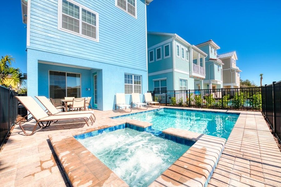MARGARITAVILLE RESORT ORLANDO COTTAGES
