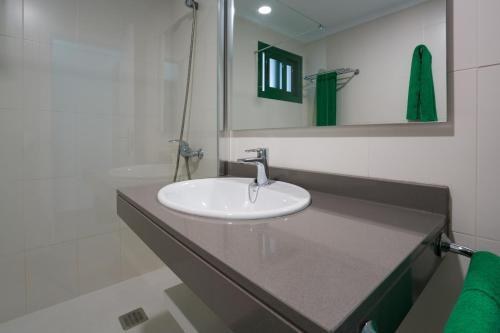 Apartamentos Elena photo 1