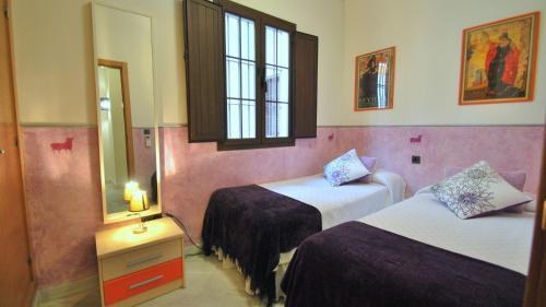 LIVING-SEVILLA APARTMENTS SAN LORENZO photo 4