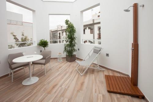 Gran Marina Suites photo 3