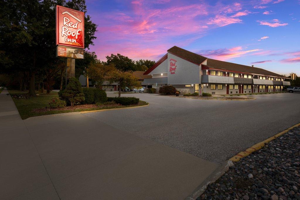 Red Roof Inn Cleveland - Westlake photo 3