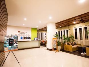 B2 Premier Hotel and Resort photo 1