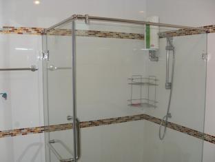 L-Seven Hotel photo 4