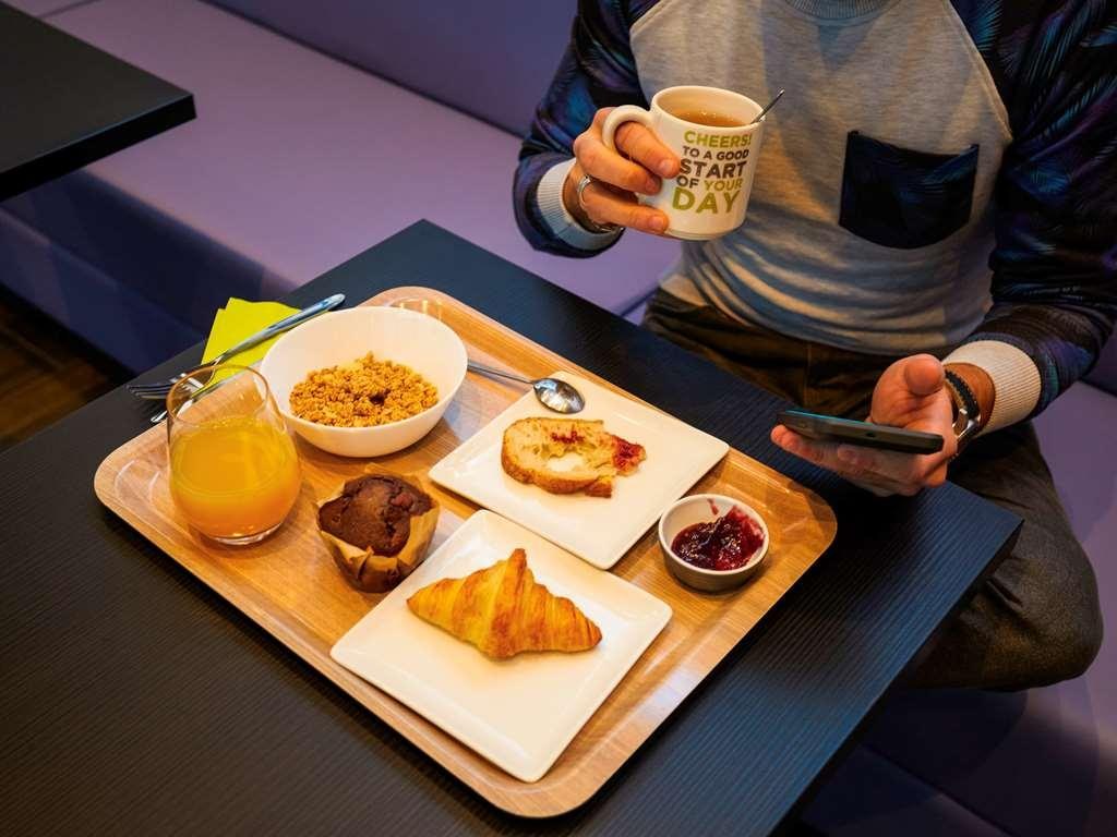 Ibis Styles Liege Guillemins photo 2