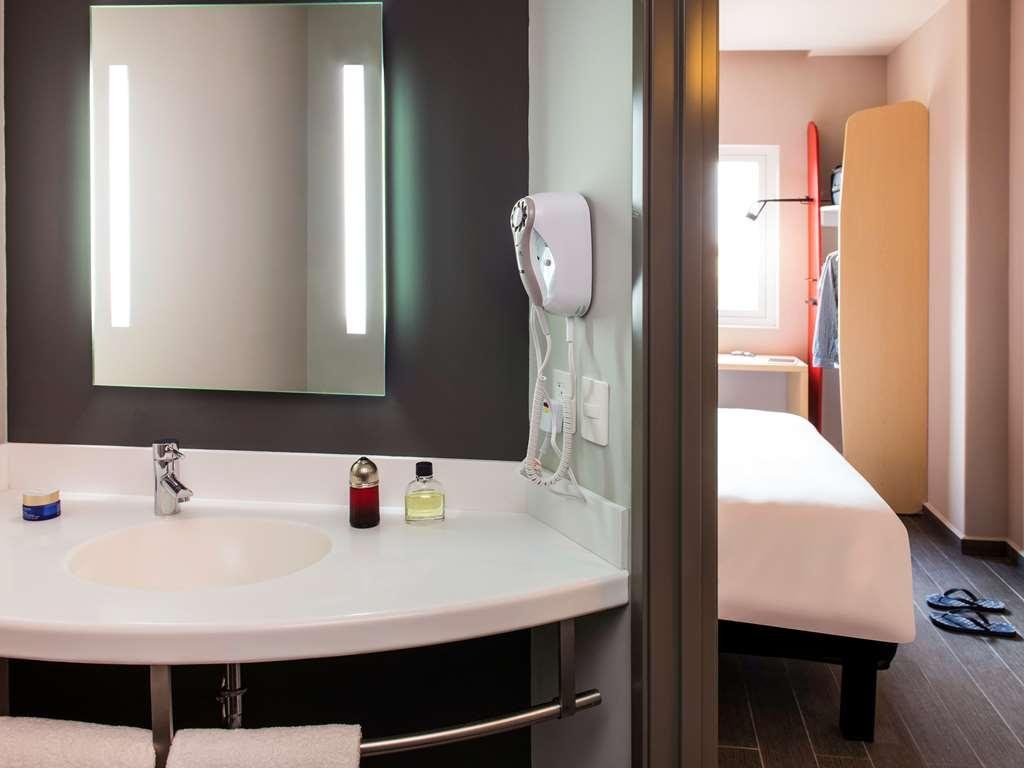 Ibis Tijuana Zona Rio photo 1