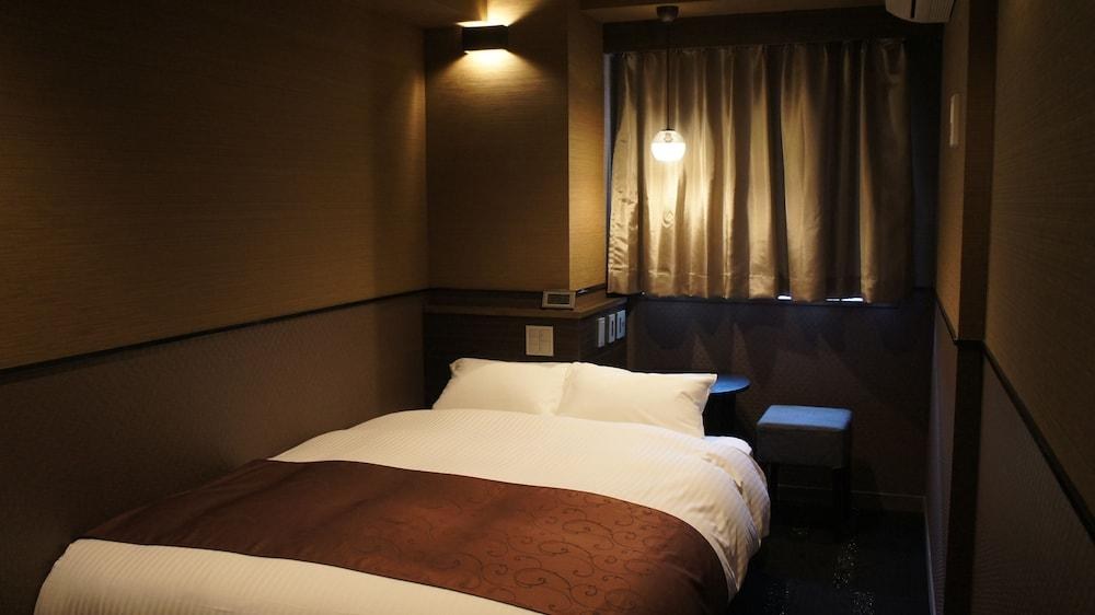 Hotel SUI Ginza Kyobashi by ABEST photo 2