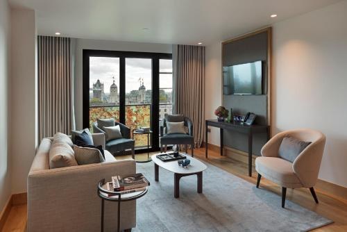 TOWER SUITES BY BLUE ORCHID