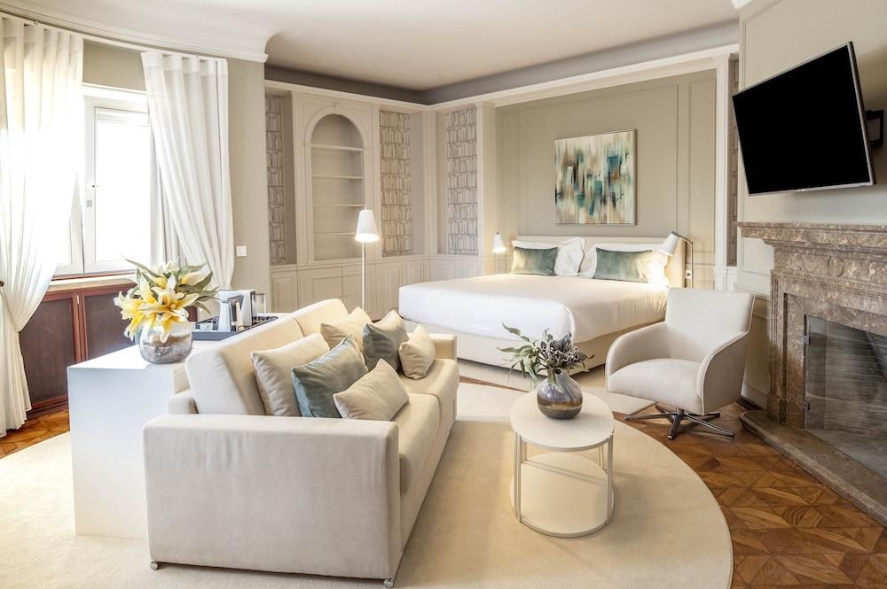 Luzeiros Suites