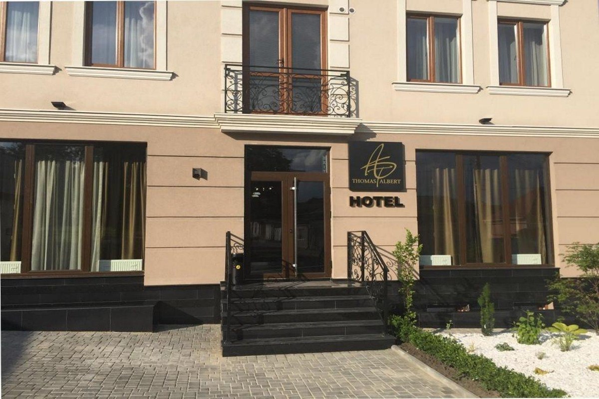 Thomas Albert Hotel