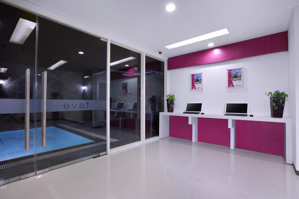 FAVEHOTEL RUNGKUT SURABAYA photo 3