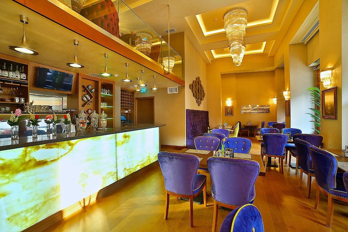 Momento Golden Horn photo 4