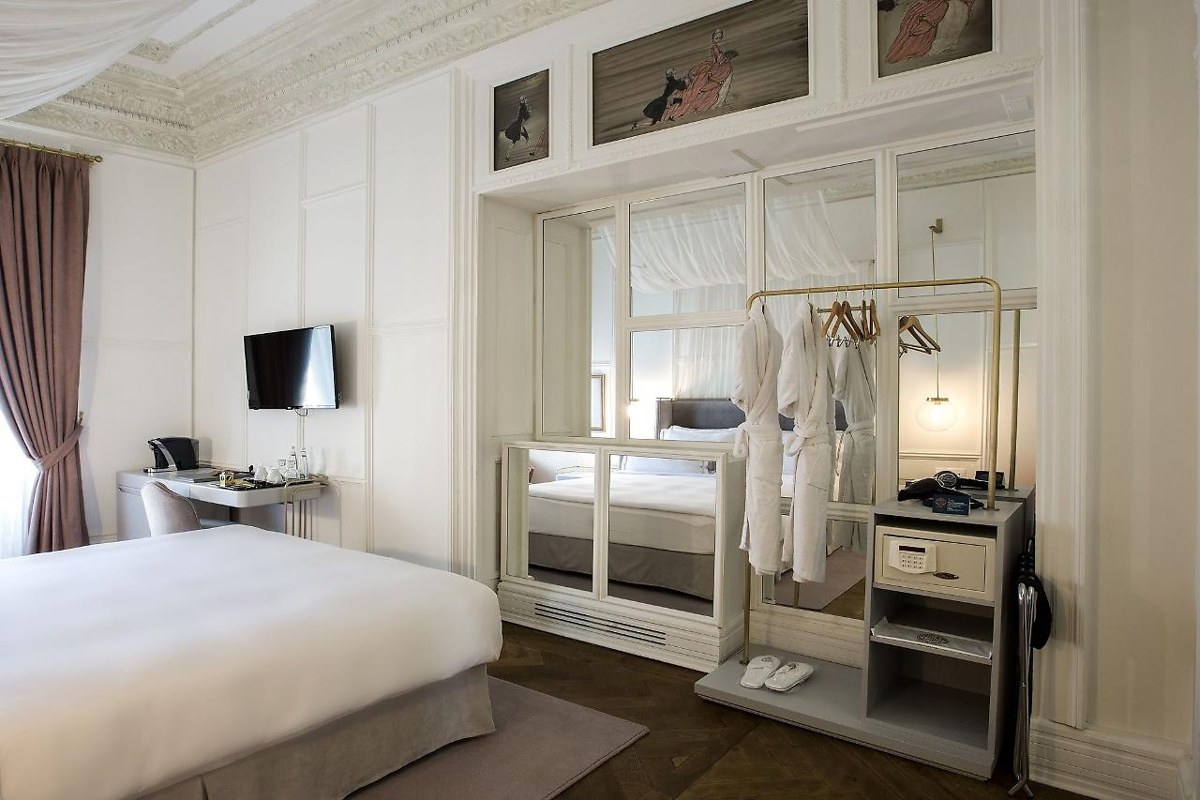 Mr Cas Hotels photo 4