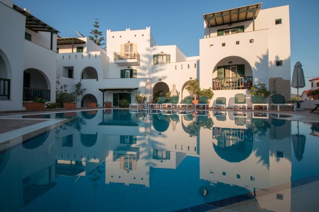 SPIROS HOTEL NAXOS