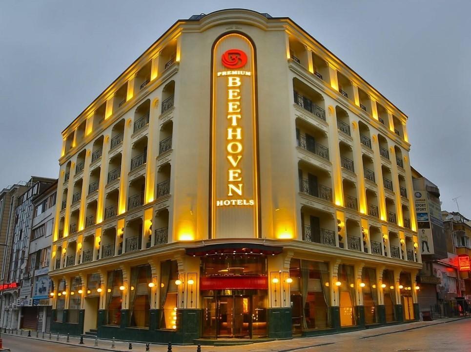 BEETHOVEN PREMIUM HOTEL