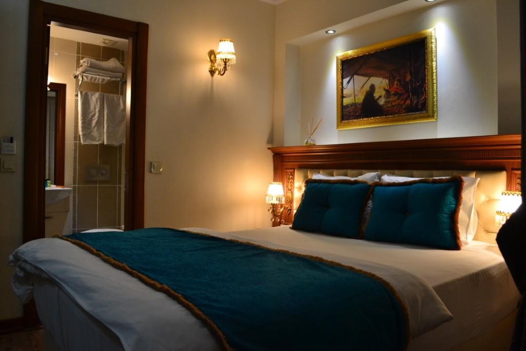HOTEL SEVEN DAYS