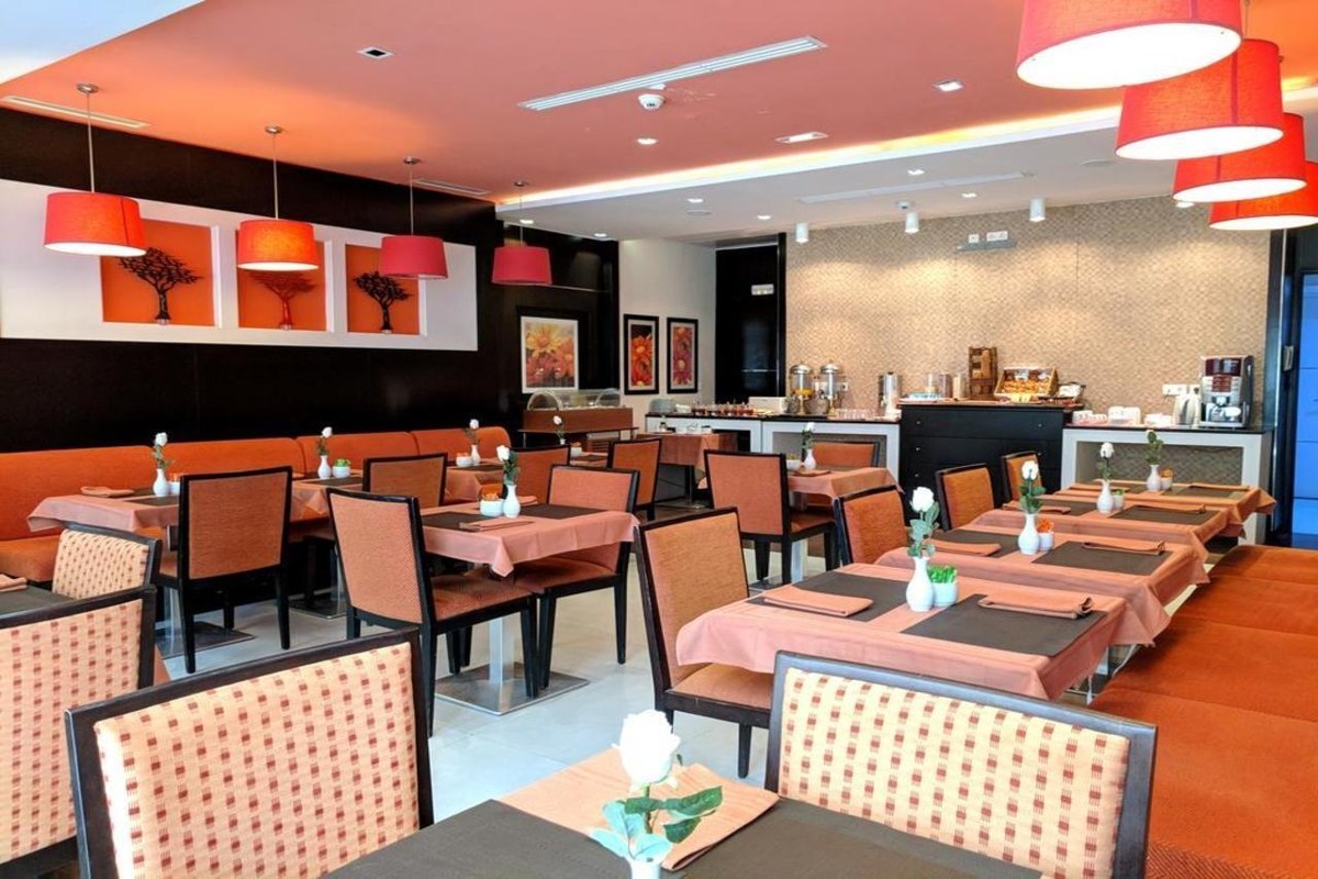 Tiba Hotel