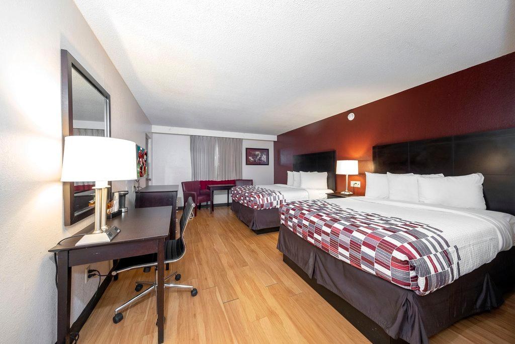 Red Roof Inn Lumberton photo 1