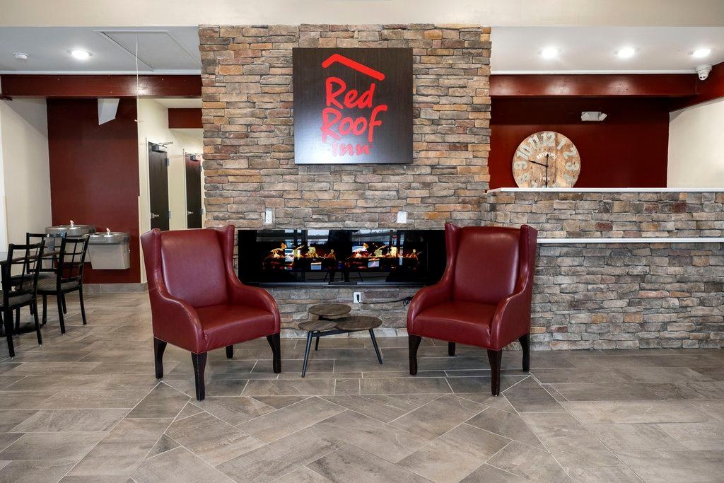 Red Roof Inn Lumberton photo 3