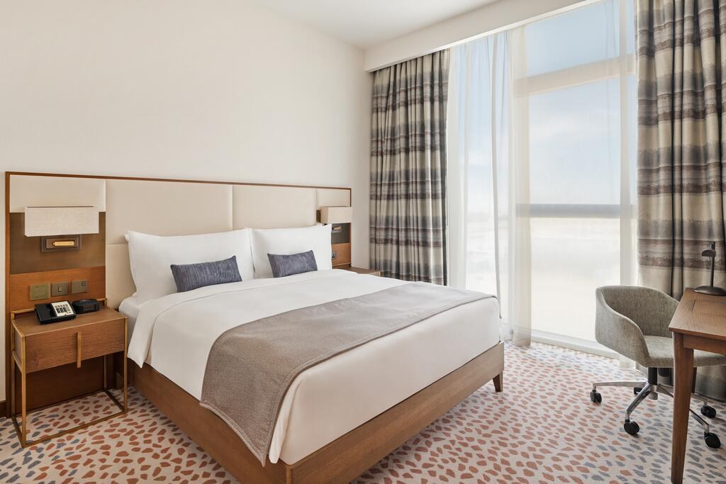 STAYBRIDGE SUITES DUBAI AL MAKTOUM AIRPORT HOTEL photo 4