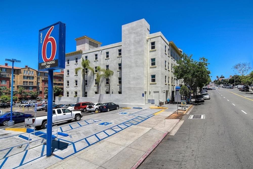 Motel 6 San Diego, CA - Downtown