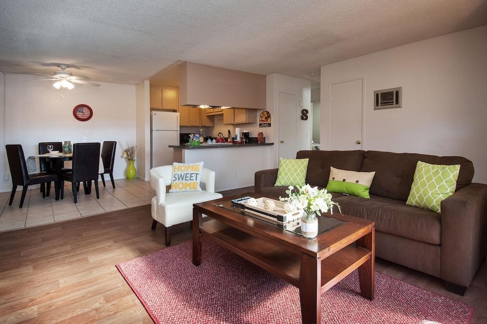 SUNSHINE SUITES AT MID-CITY photo 4
