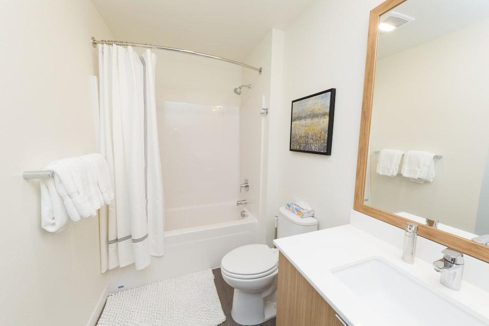 Domicile Suites at Marina SLU photo 3